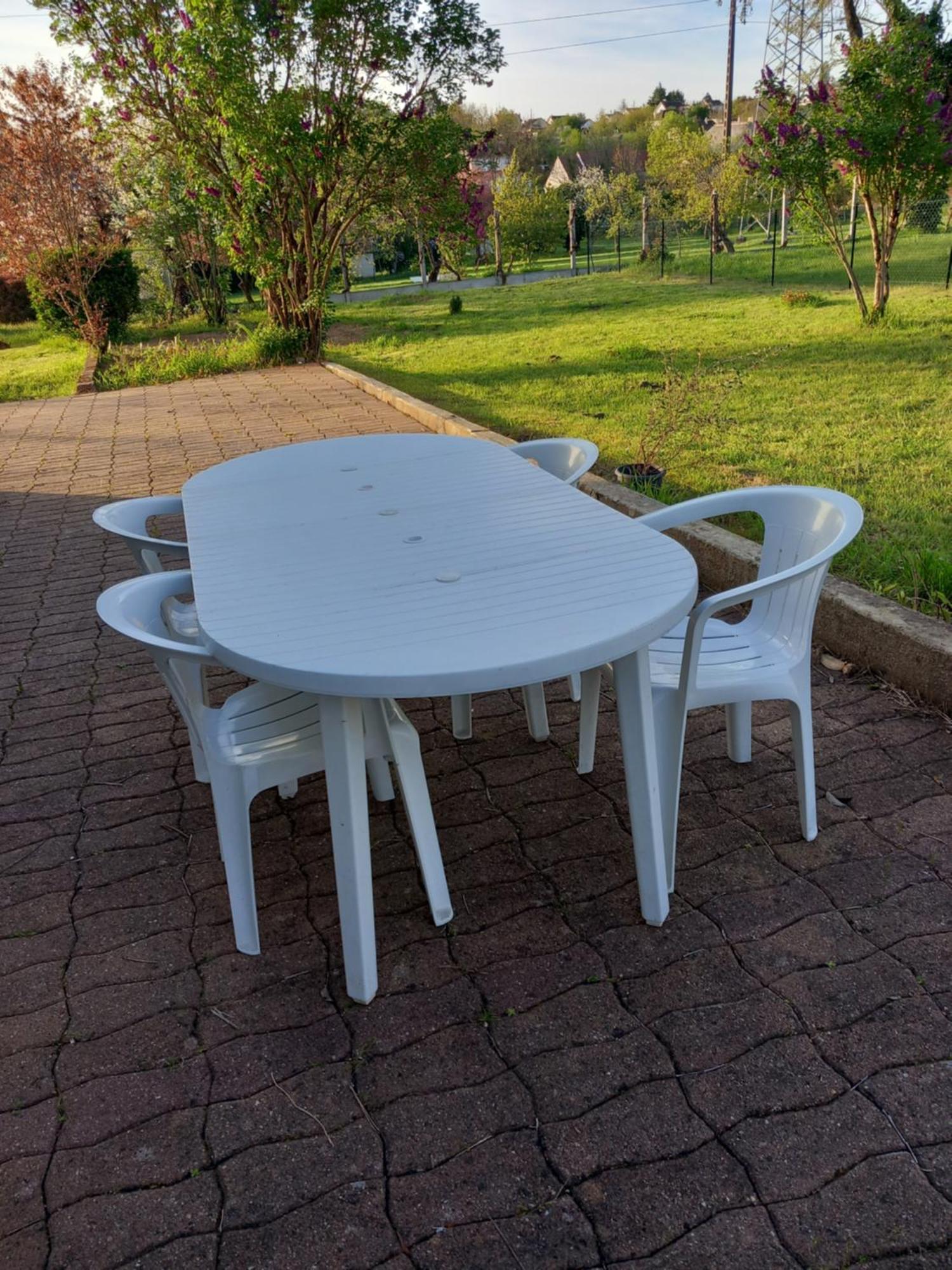 Les Cyclamens 1 Apartment Cosne-sur-Loire Екстериор снимка