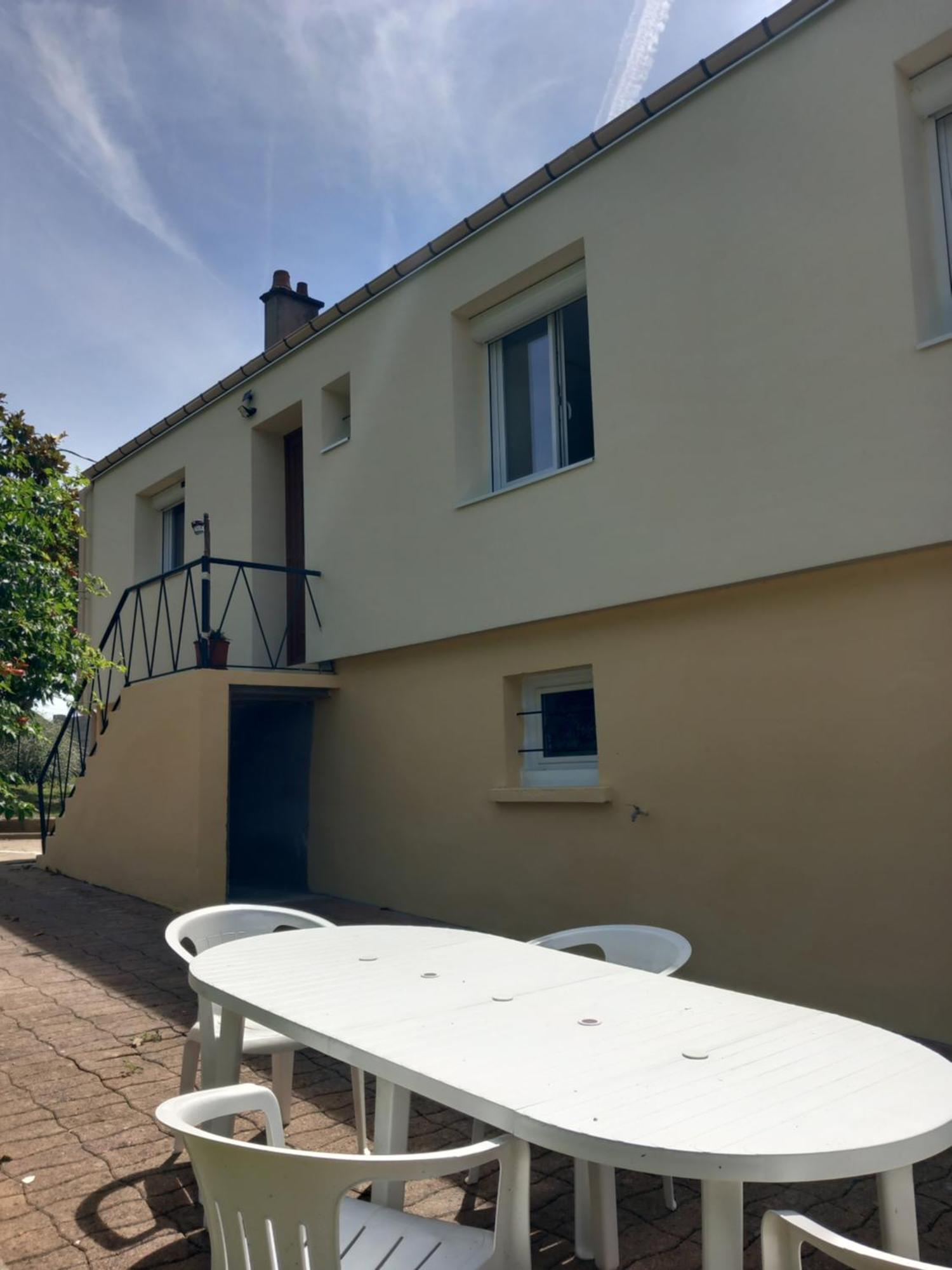 Les Cyclamens 1 Apartment Cosne-sur-Loire Екстериор снимка