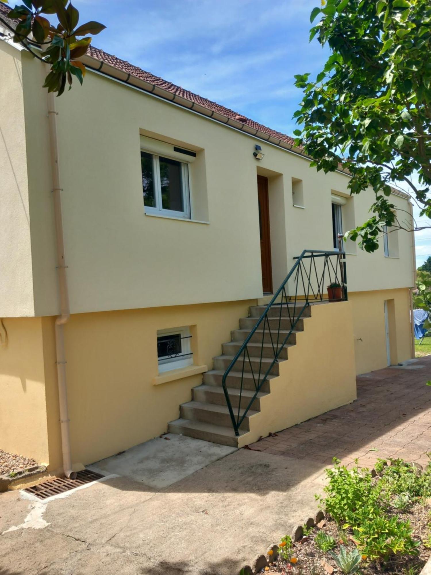 Les Cyclamens 1 Apartment Cosne-sur-Loire Екстериор снимка